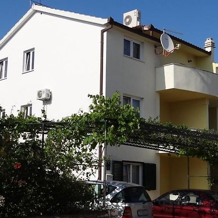 Apartments Milka Trogir Eksteriør billede