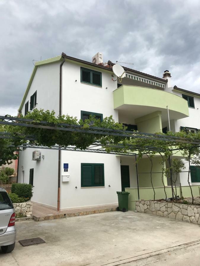 Apartments Milka Trogir Eksteriør billede