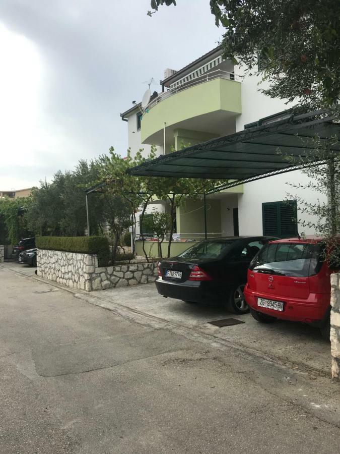 Apartments Milka Trogir Eksteriør billede